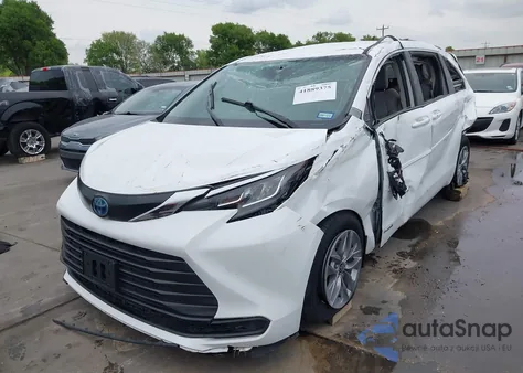 2021 Toyota Sienna Le из США, поврежденный, VIN 5TDKRKEC9MS056647